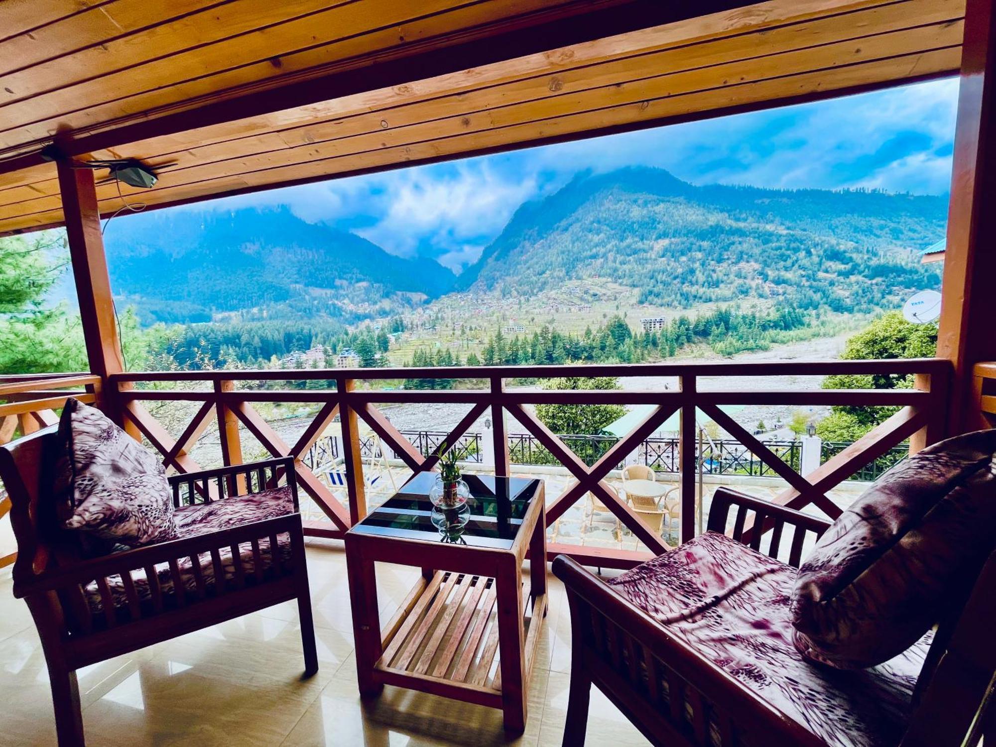 The Four Season Hotel & Resort, Manali - A Blissful View From Rooms Экстерьер фото