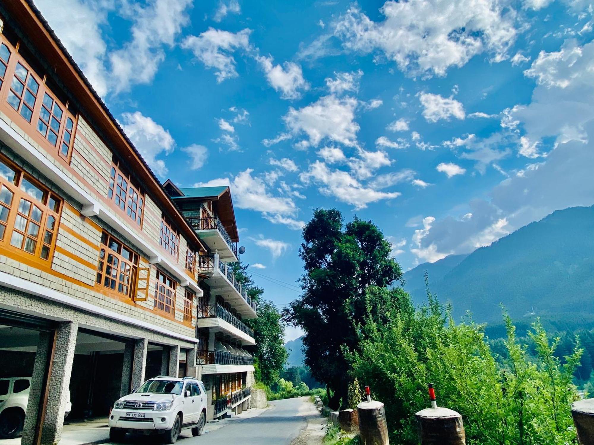 The Four Season Hotel & Resort, Manali - A Blissful View From Rooms Экстерьер фото